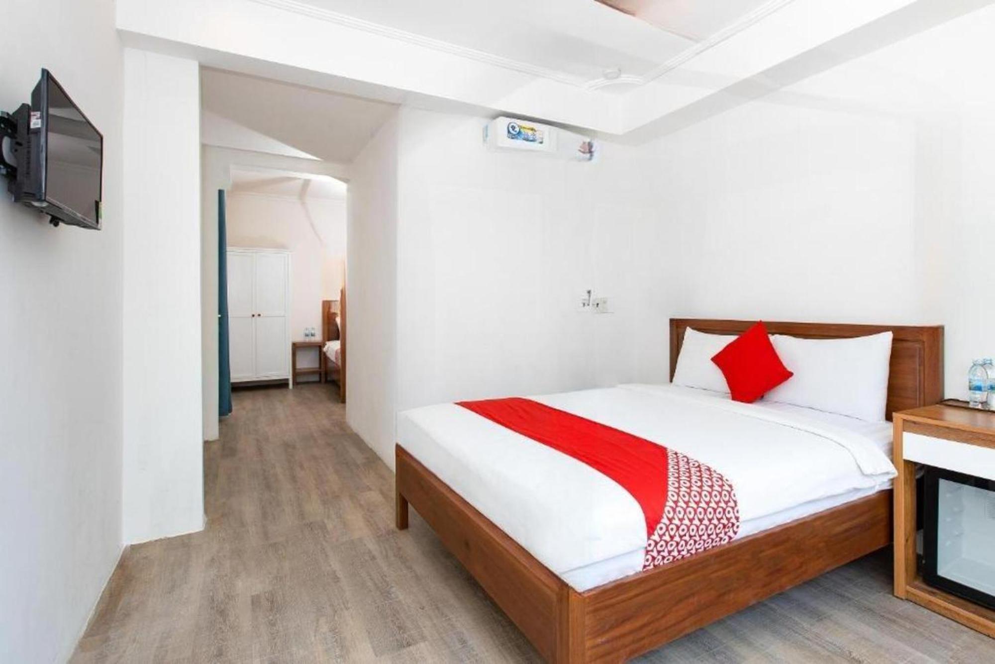 Gis Hotel Nha Trang & Motorbike Rental Exteriör bild